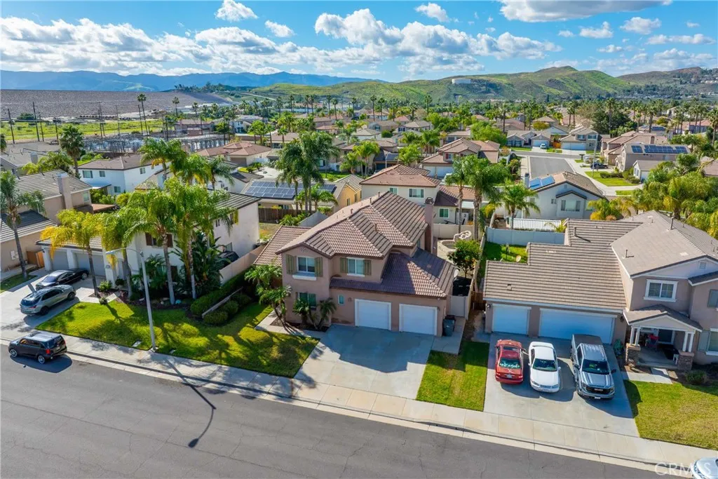 17891 Robusta Drive, Riverside, California 92503 home-pic-50
