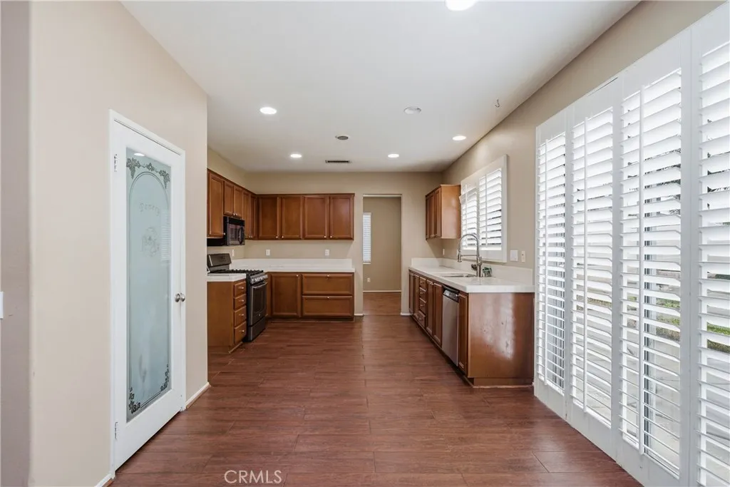 17891 Robusta Drive, Riverside, California 92503 home-pic-18