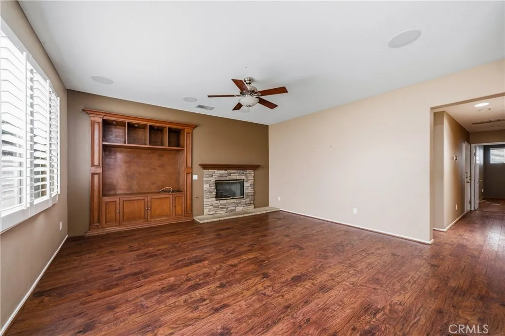 17891 Robusta Drive, Riverside, California 92503 home-pic-21