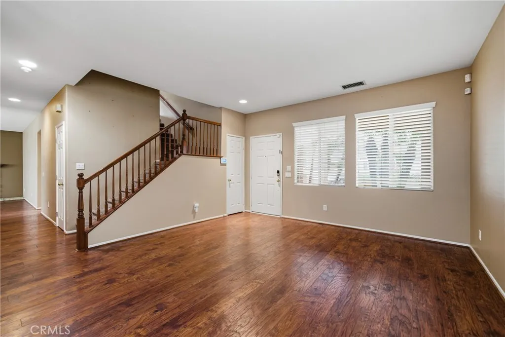 17891 Robusta Drive, Riverside, California 92503 home-pic-14