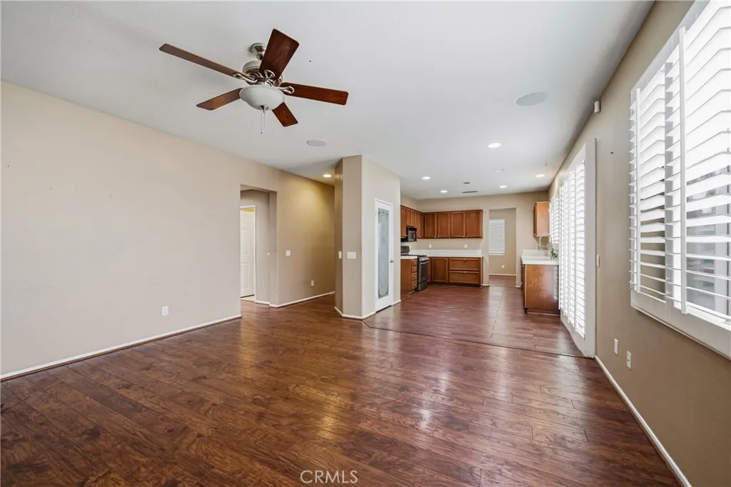 17891 Robusta Drive, Riverside, California 92503 home-pic-23
