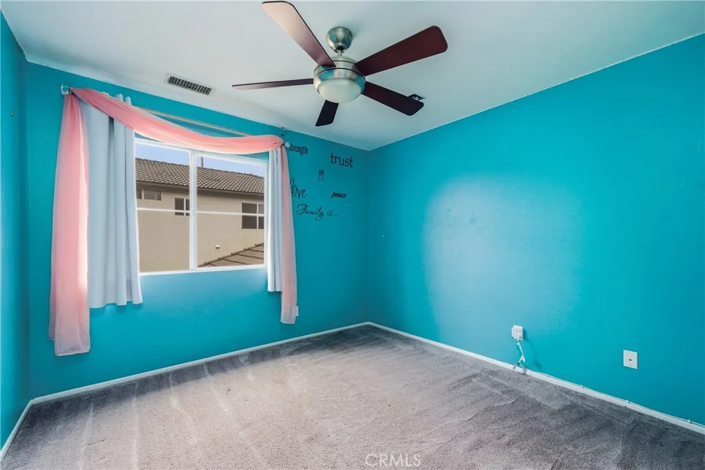 17891 Robusta Drive, Riverside, California 92503 home-pic-38