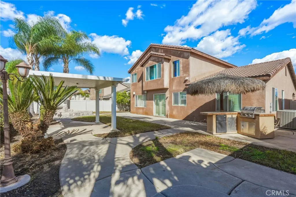 17891 Robusta Drive, Riverside, California 92503 home-pic-6
