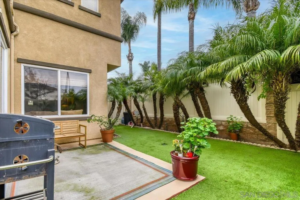 6373 Avenida De Las Vistas 2, San Diego, California 92154 home-pic-25