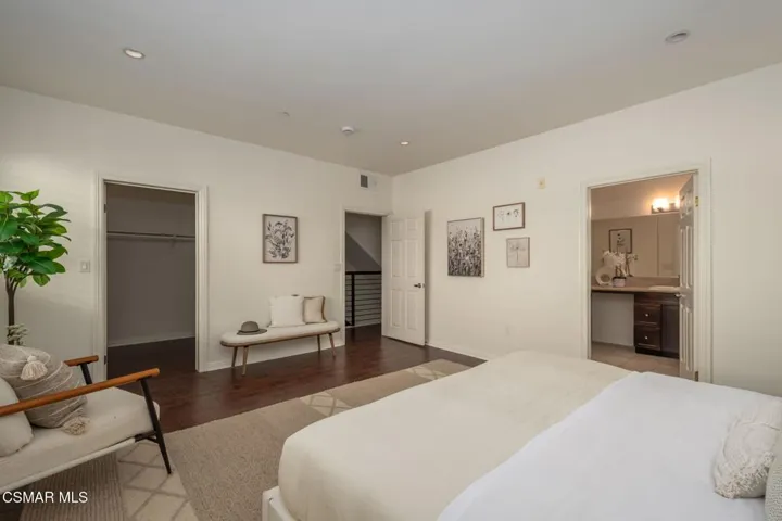 7403 S Sepulveda, #108