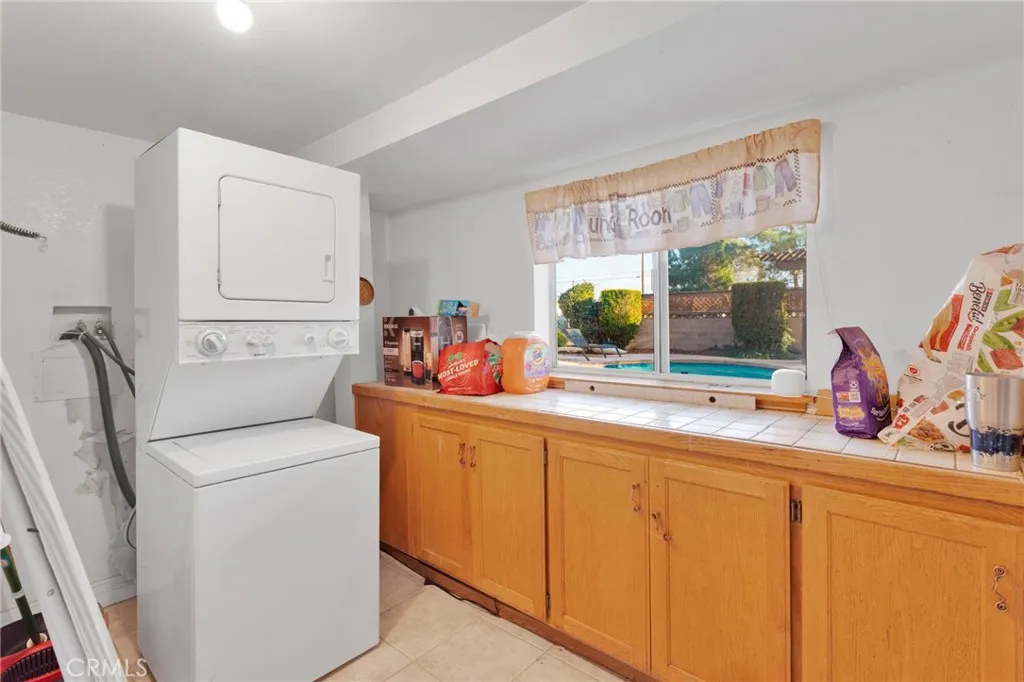14415 Erie, Apple Valley, California 92307 home-pic-27