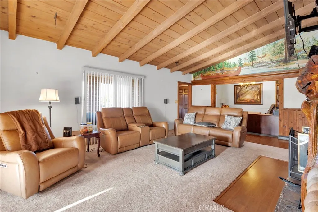 14415 Erie, Apple Valley, California 92307 home-pic-3