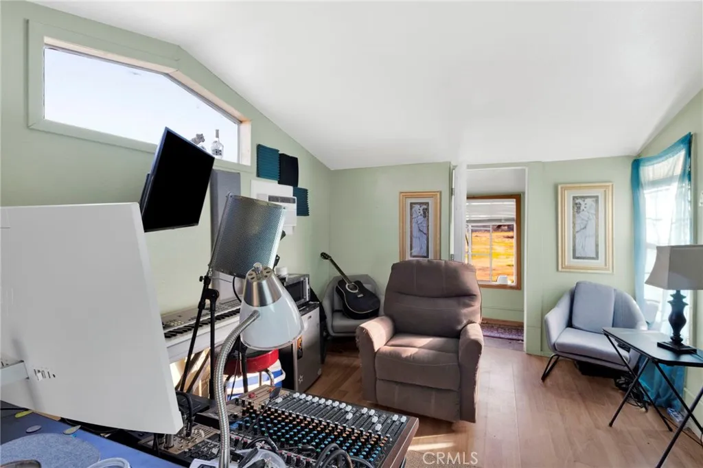 14415 Erie, Apple Valley, California 92307 home-pic-47