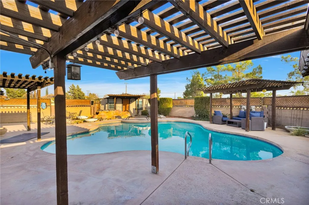 14415 Erie, Apple Valley, California 92307 home-pic-59