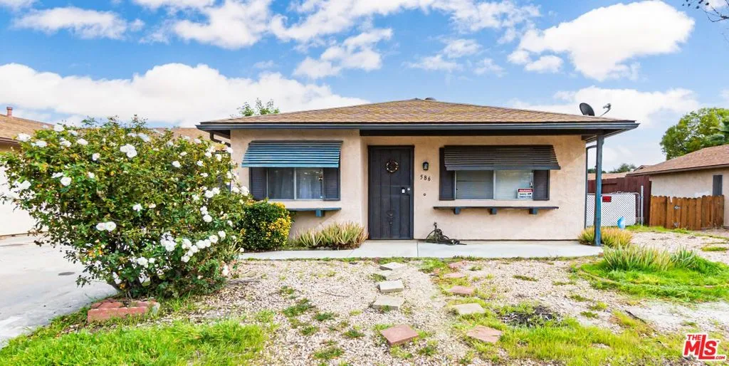 586 San Dimas Street, Hemet, California 92545 home-pic-1