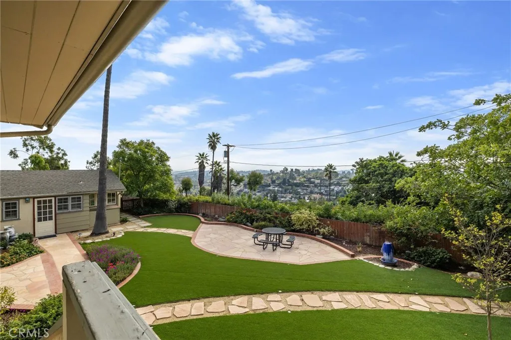 120 Kenworthy, Pasadena, California 91105 home-pic-39
