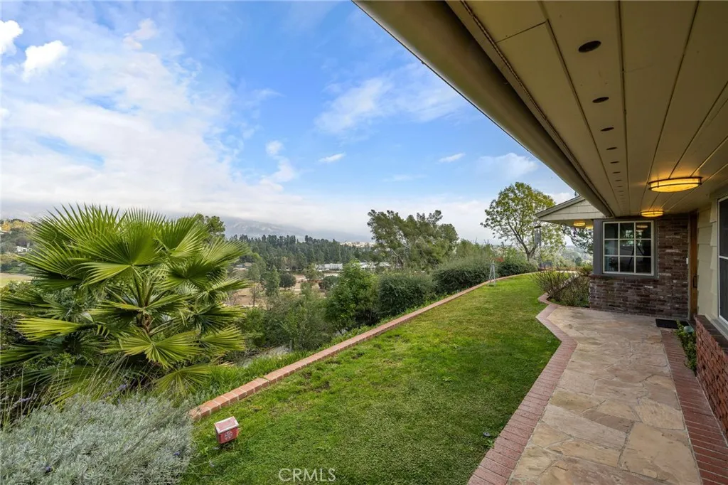 120 Kenworthy, Pasadena, California 91105 home-pic-7