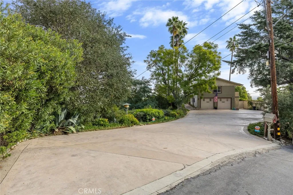 120 Kenworthy, Pasadena, California 91105 home-pic-4