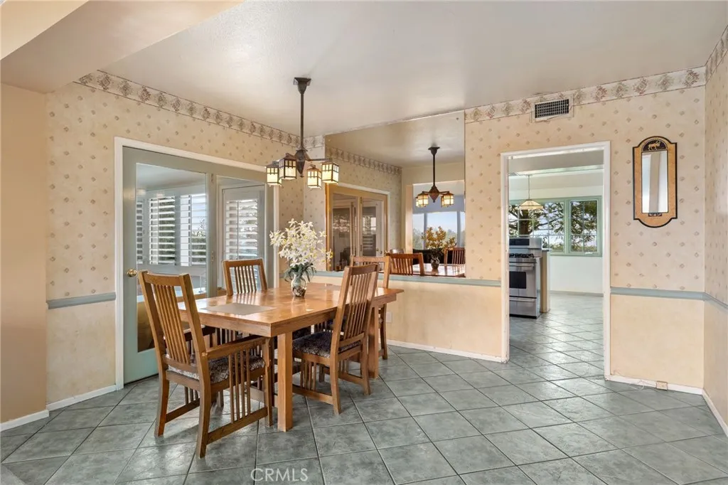 120 Kenworthy, Pasadena, California 91105 home-pic-16