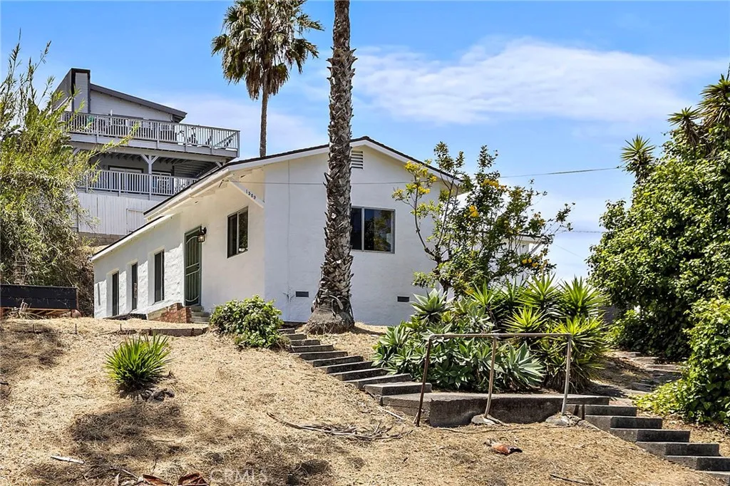 1509 N Avenida De La Estrella, San Clemente, California 92672 home-pic-1