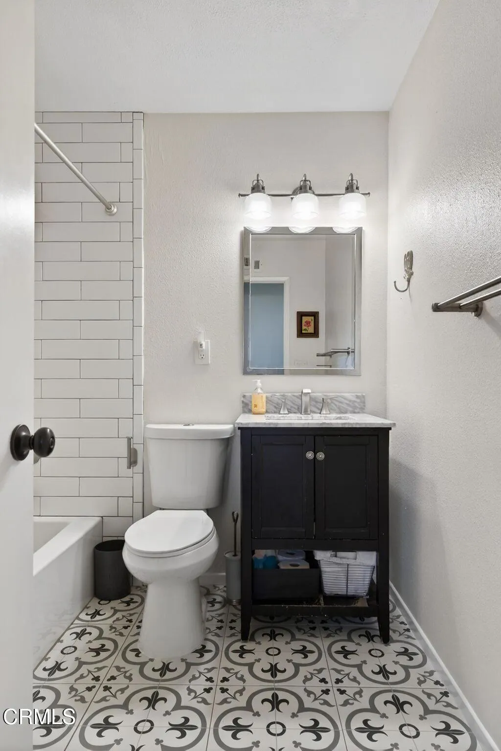 2206 Sanchez Drive, Camarillo, California 93010 home-pic-32