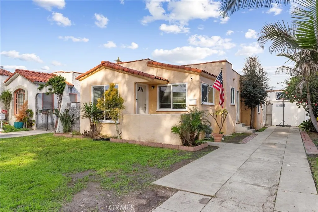 1311 Arabic Street, Wilmington, California 90744 home-pic-1