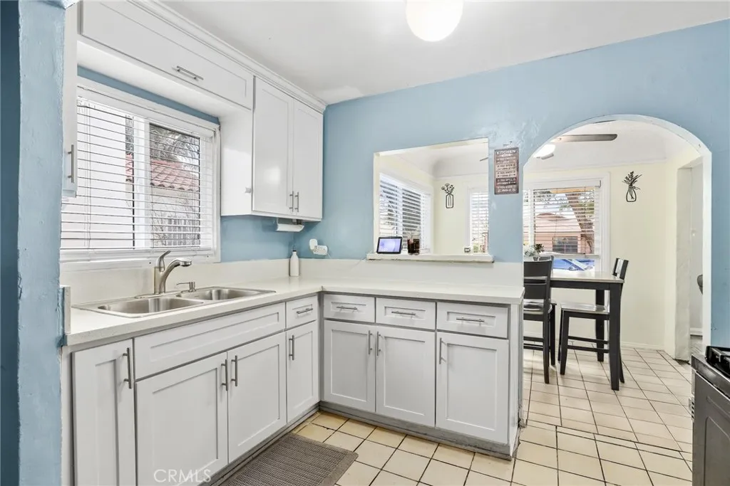 1311 Arabic Street, Wilmington, California 90744 home-pic-11