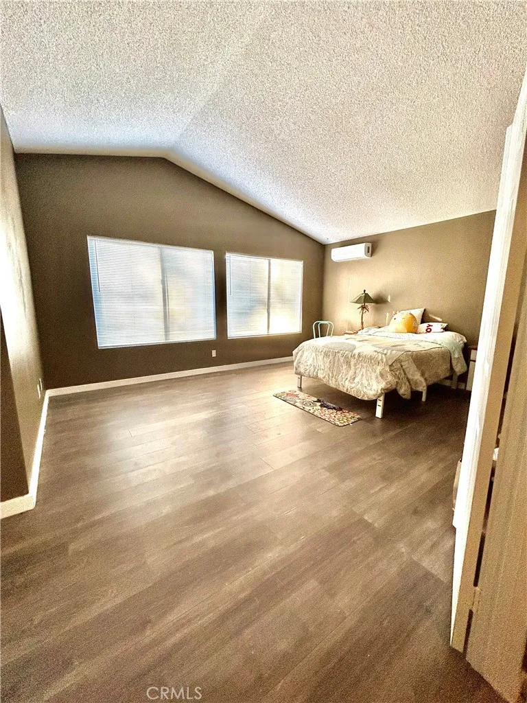 11691 Via Colina, Moreno Valley, California 92555 home-pic-44