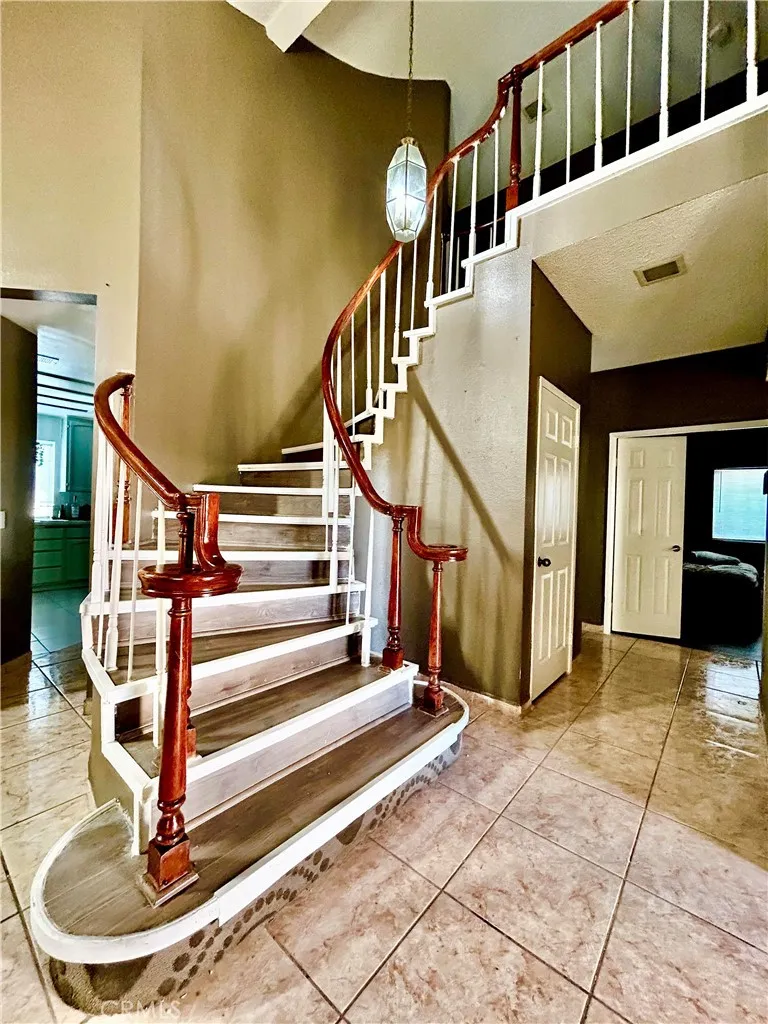11691 Via Colina, Moreno Valley, California 92555 home-pic-14
