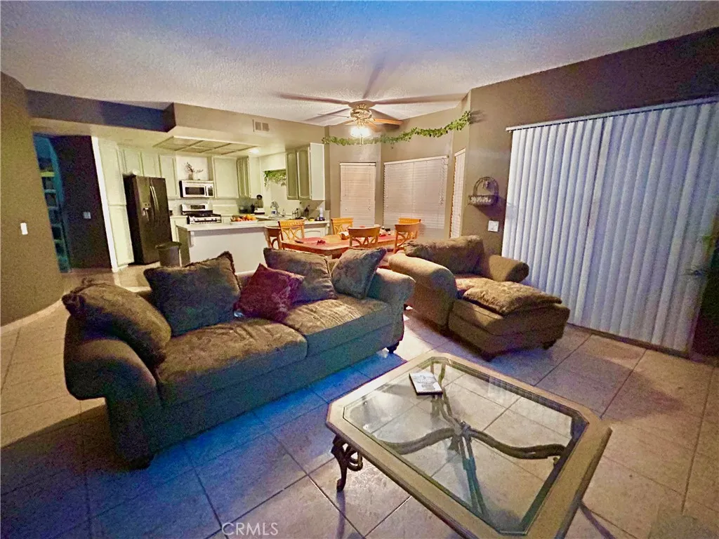 11691 Via Colina, Moreno Valley, California 92555 home-pic-11