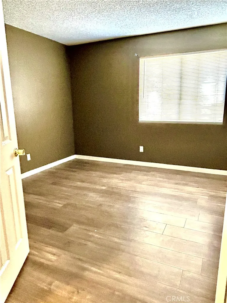 11691 Via Colina, Moreno Valley, California 92555 home-pic-45
