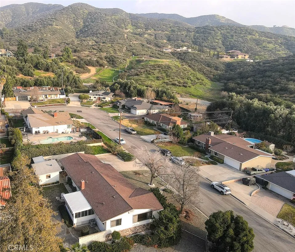 35850 Cornell, Yucaipa, California 92399 home-pic-10