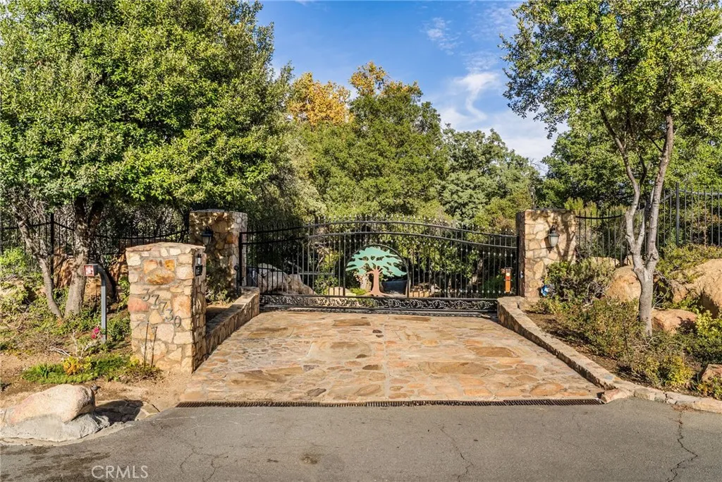 37730 Via Baya, Murrieta, California 92562 home-pic-69