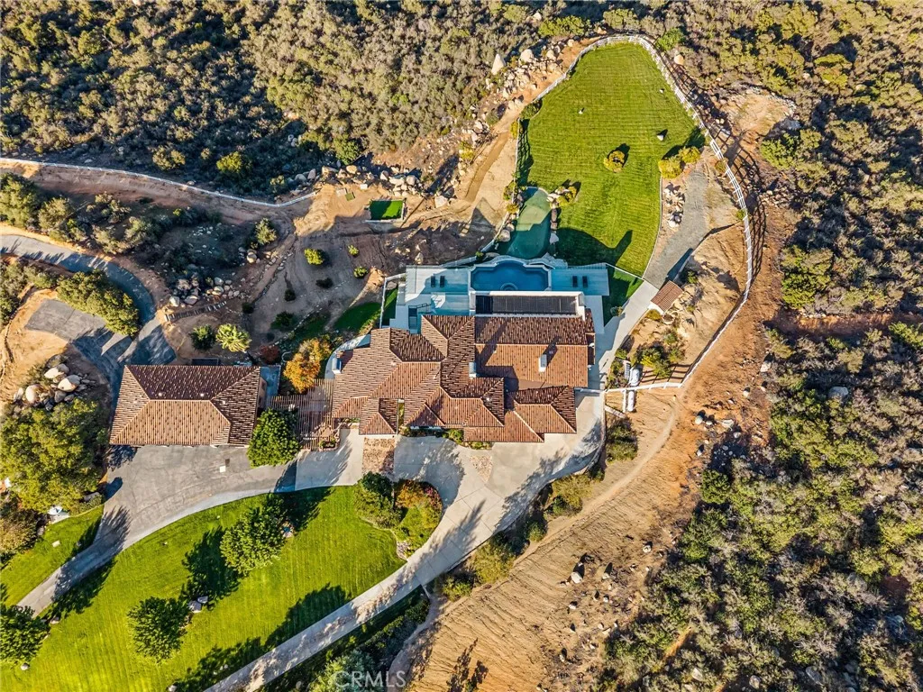 37730 Via Baya, Murrieta, California 92562 home-pic-58