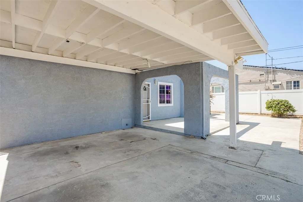 15112 Domino, Van Nuys, California 91411 home-pic-11