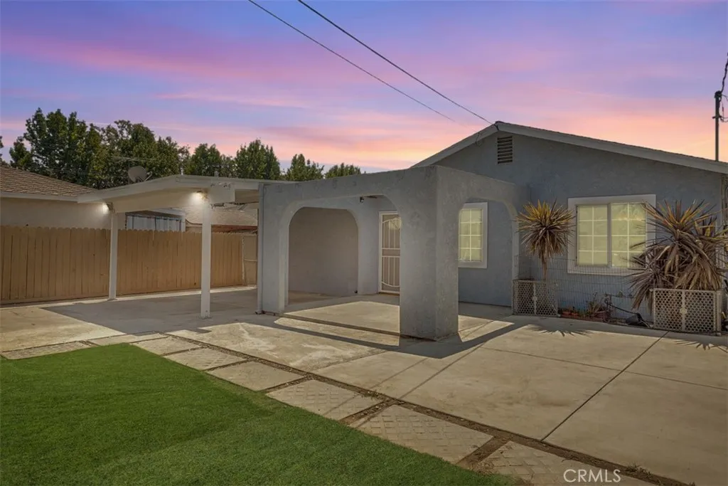15112 Domino, Van Nuys, California 91411 home-pic-9