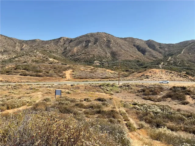 Map it to your Private 10 or subdivide to your dwellings of your own little village. A location that is desired with amenities nearby.