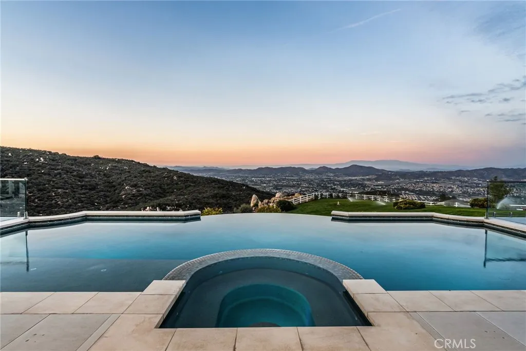 37731 Via Baya, Murrieta, California 92562 home-pic-13