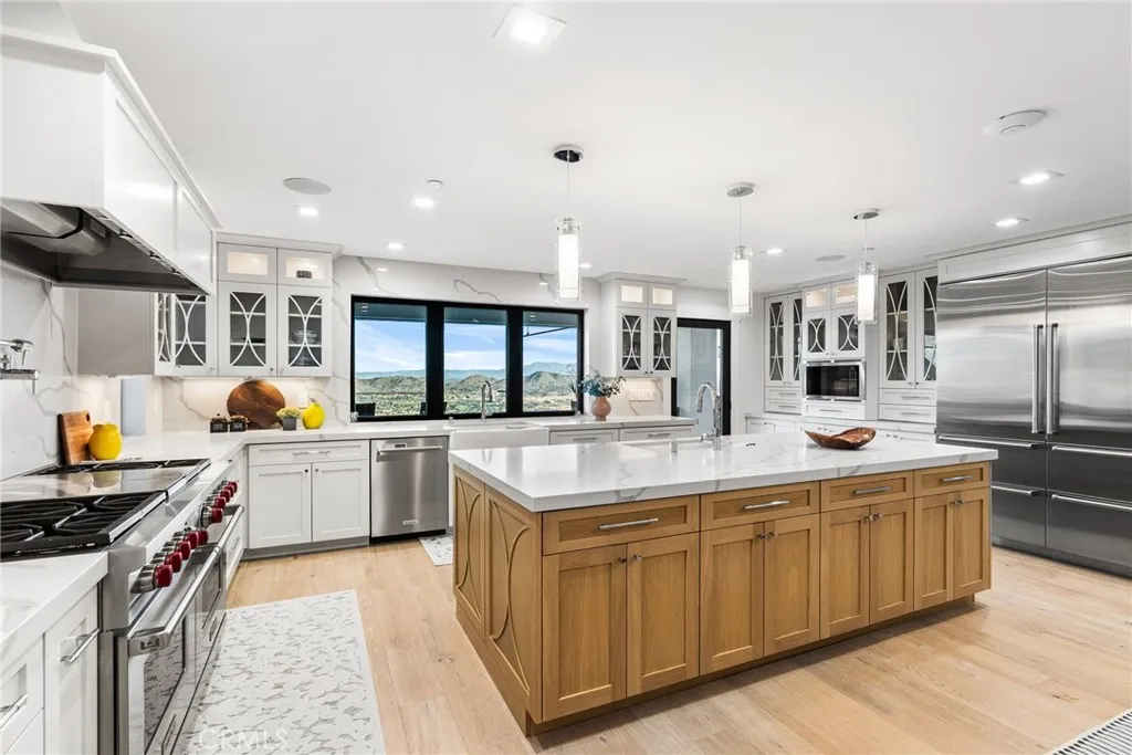 37731 Via Baya, Murrieta, California 92562 home-pic-16