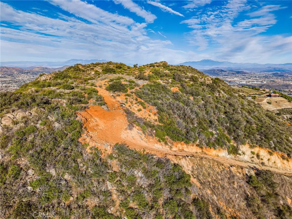 37731 Via Baya, Murrieta, California 92562 home-pic-75