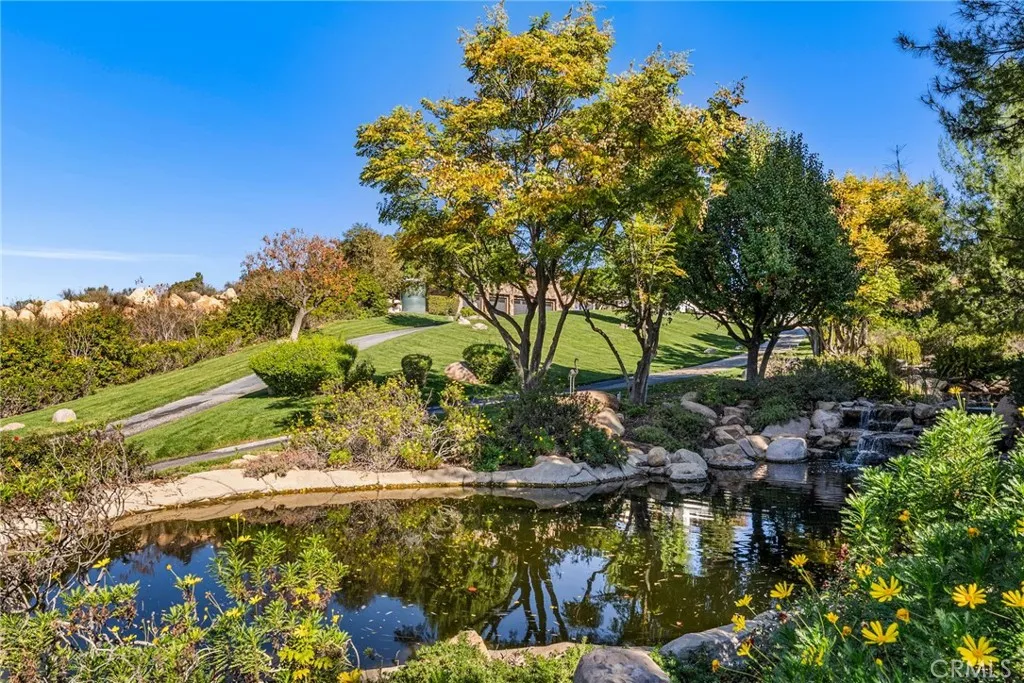 37731 Via Baya, Murrieta, California 92562 home-pic-60