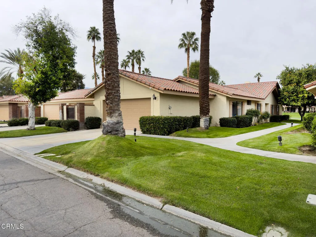 314 Villena Way, Palm Desert, California 92260 home-pic-4