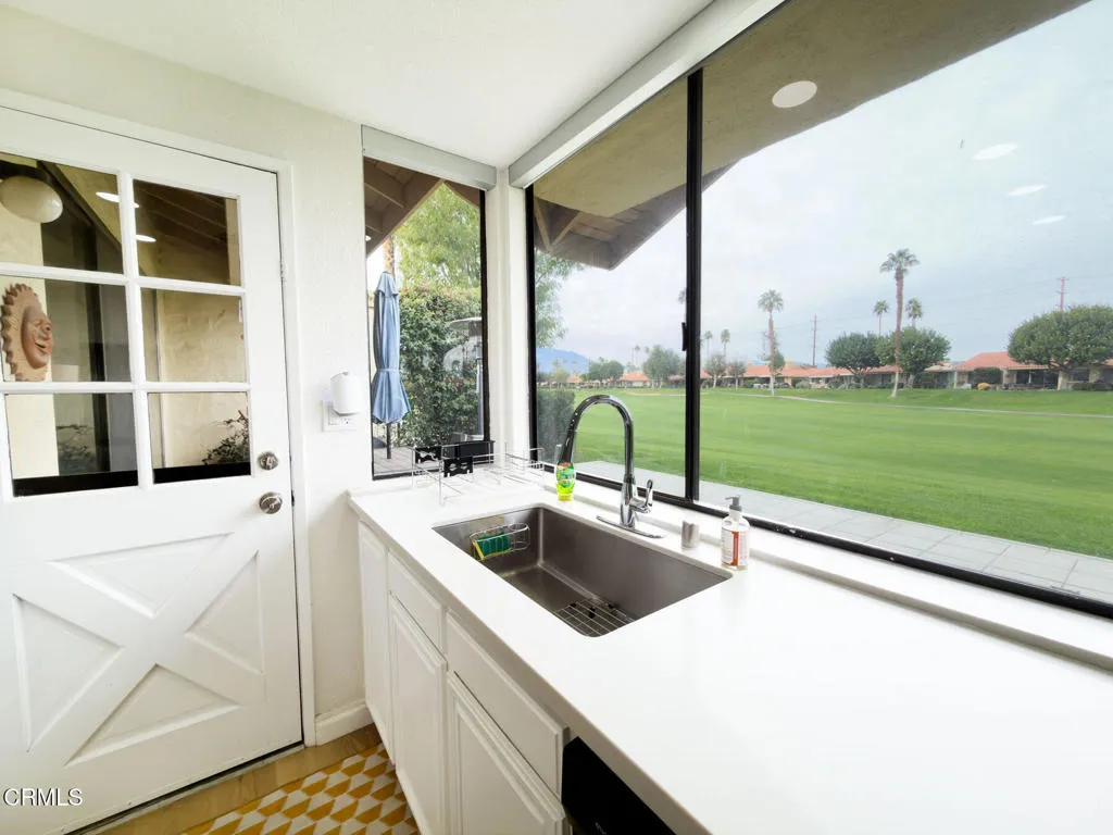 314 Villena Way, Palm Desert, California 92260 home-pic-13