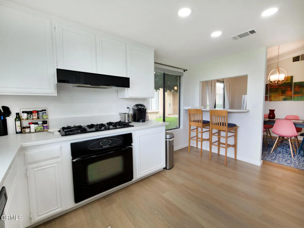 314 Villena Way, Palm Desert, California 92260 home-pic-14