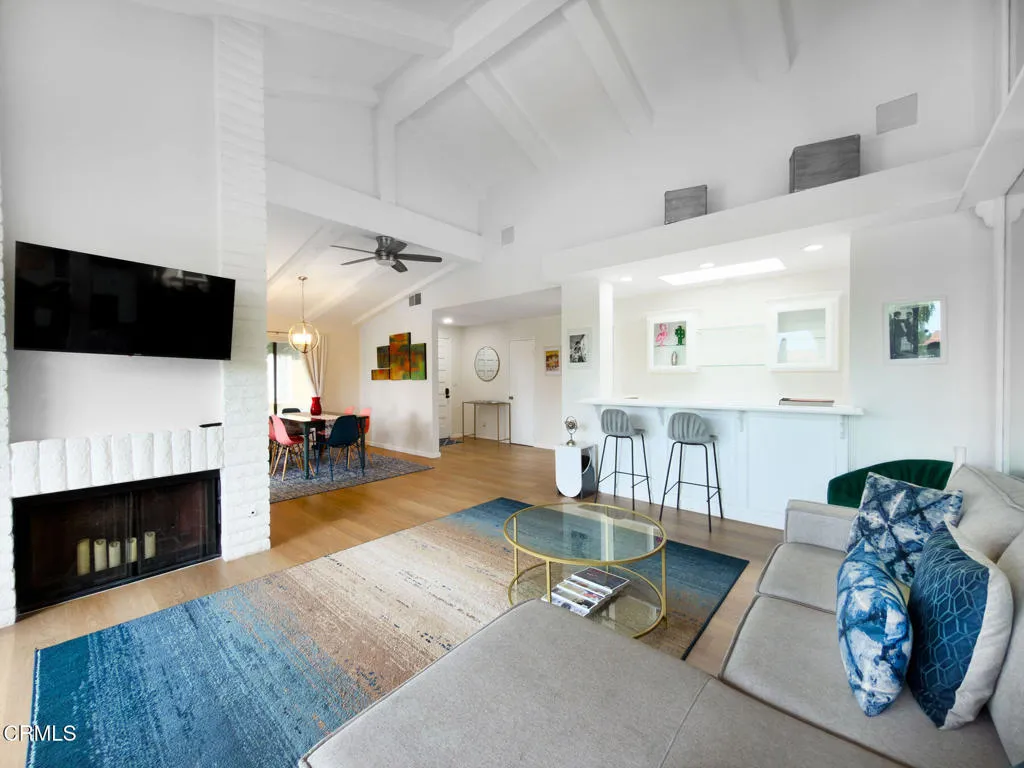314 Villena Way, Palm Desert, California 92260 home-pic-10