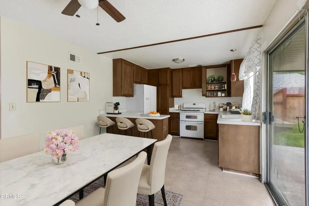29443 Abelia Road, Canyon Country, California 91387 home-pic-8