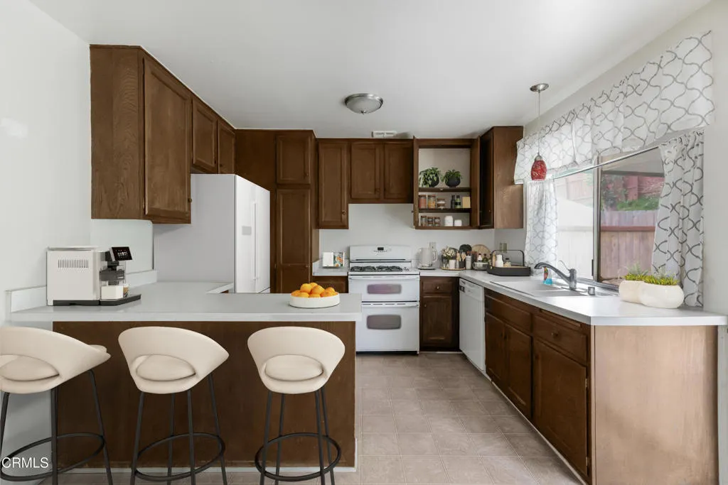 29443 Abelia Road, Canyon Country, California 91387 home-pic-7