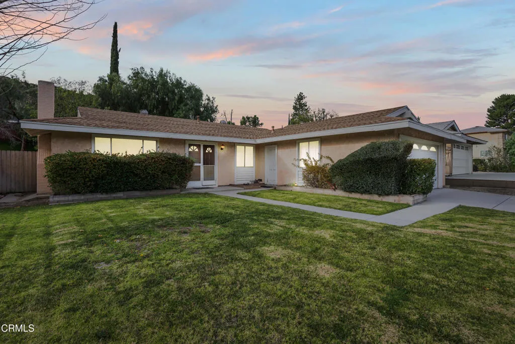 29443 Abelia Road, Canyon Country, California 91387 home-pic-2