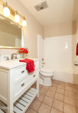 18 5681 Stanford St (Ventura CA)