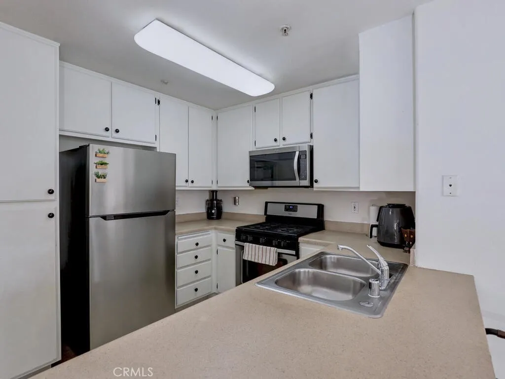 13133 Le Parc 712, Chino Hills, California 91709 home-pic-13