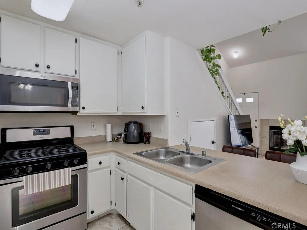 13133 Le Parc 712, Chino Hills, California 91709 home-pic-12
