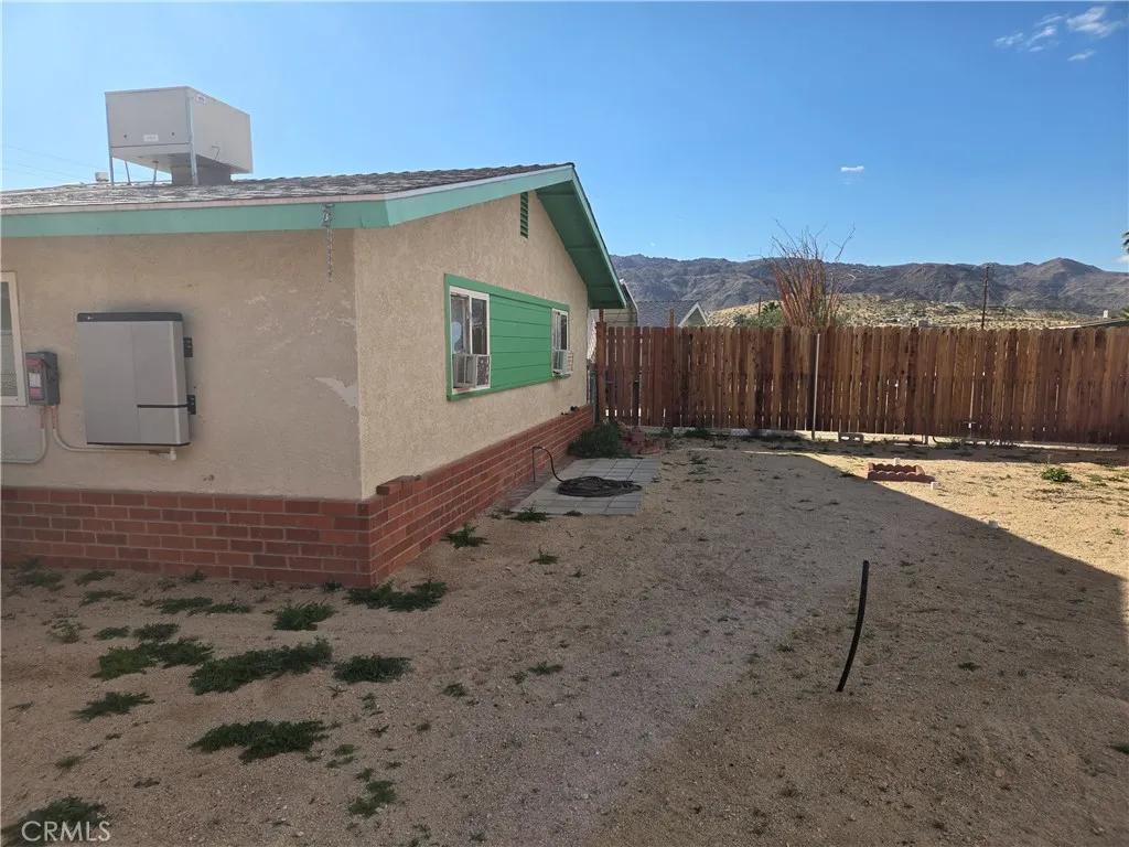 6163 Sun Court, 29 Palms, California 92277 home-pic-23
