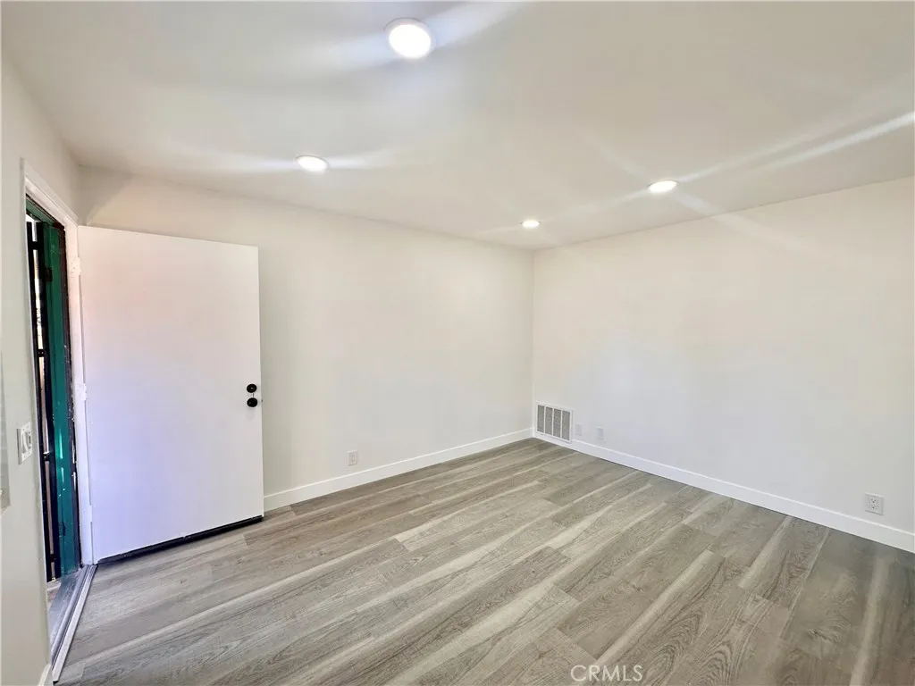 674 Bridgeport, Fullerton, California 92833 home-pic-3