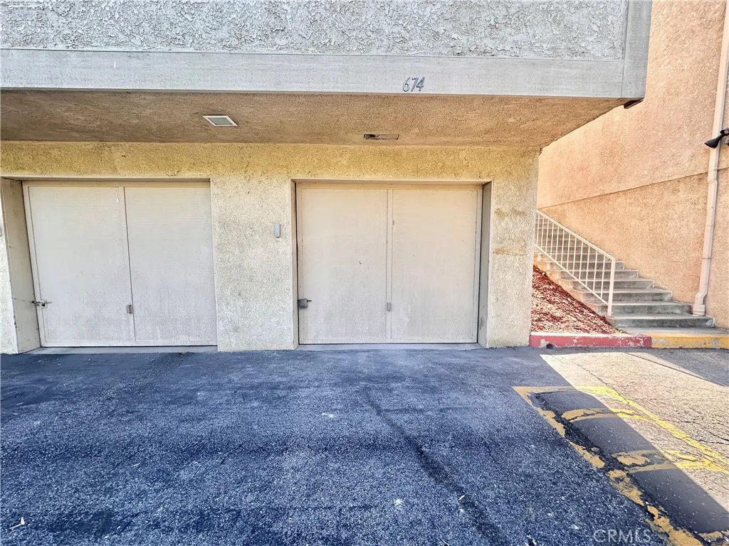 674 Bridgeport, Fullerton, California 92833 home-pic-21