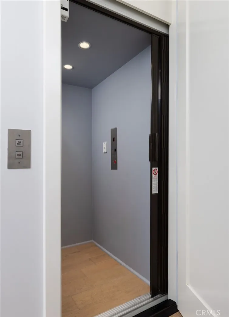 Elevator